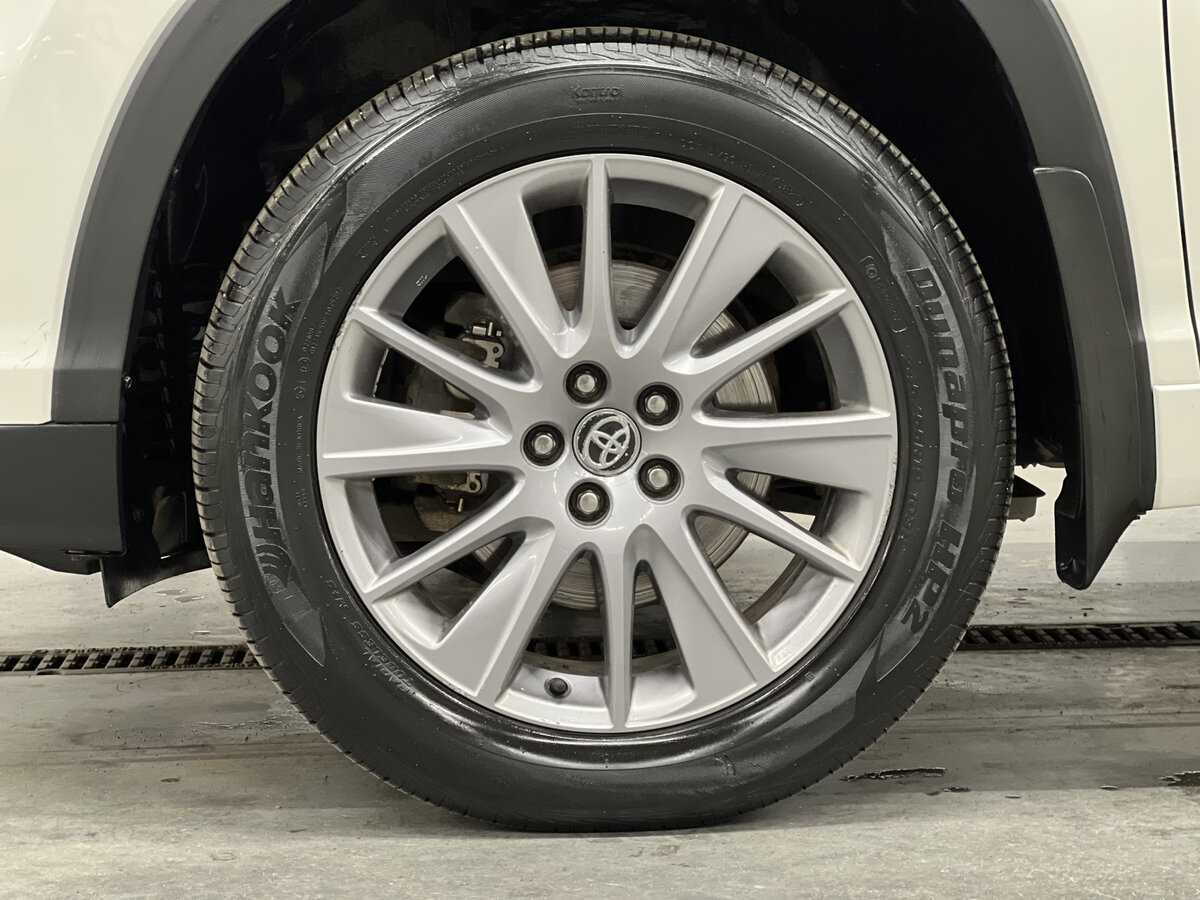 Toyota Highlander 2014 года с пробегом. Фото: #17