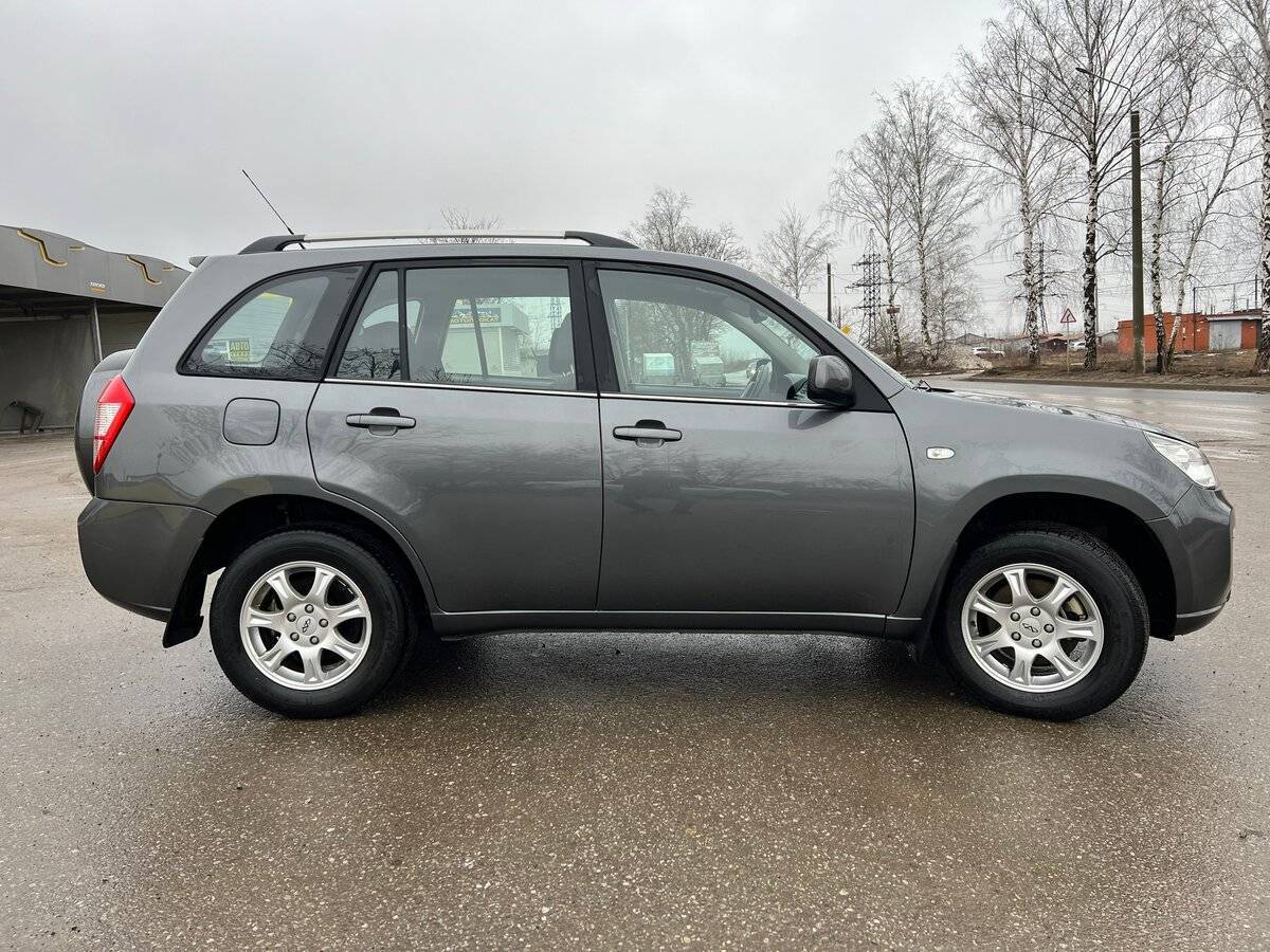 Chery Tiggo (T11) 2015 года с пробегом. Фото: #3