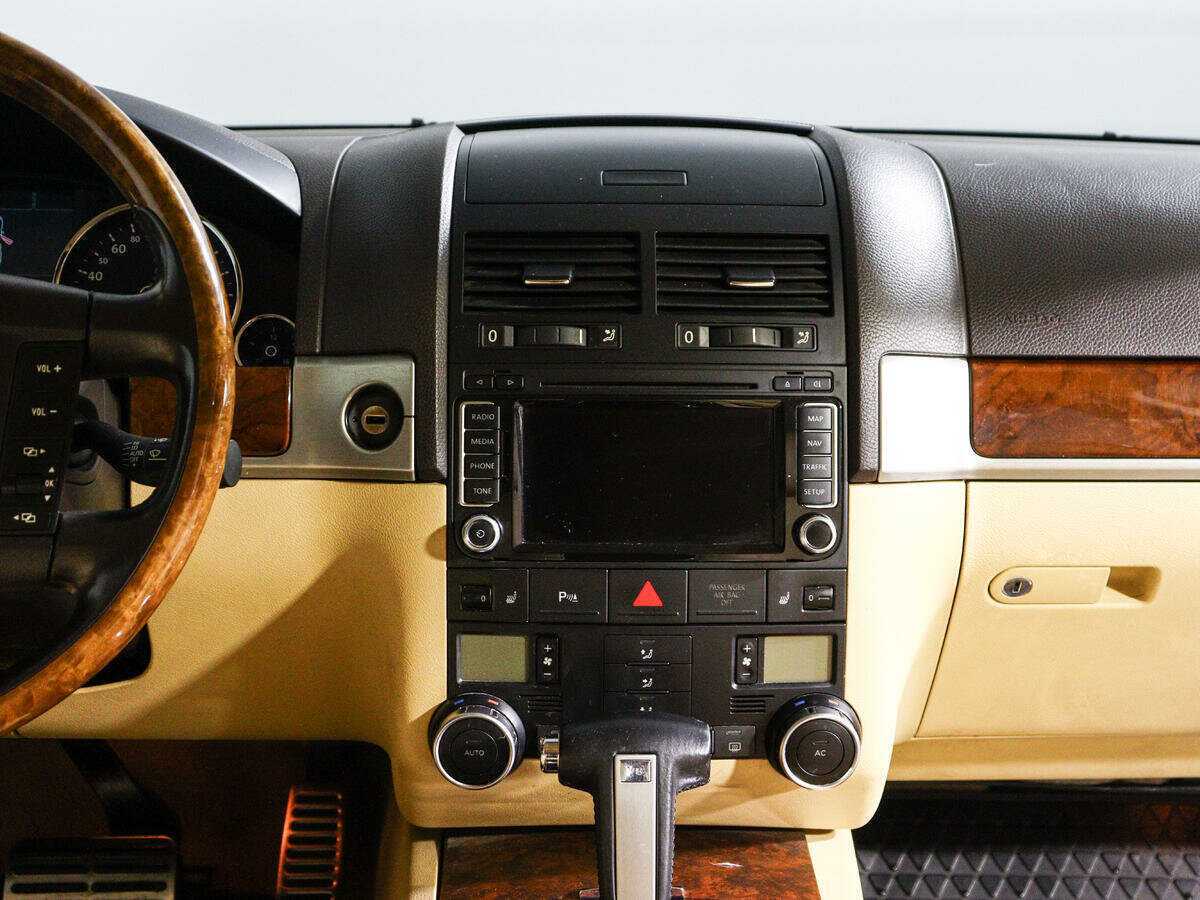 Volkswagen Touareg 2008 года с пробегом. Фото: #12