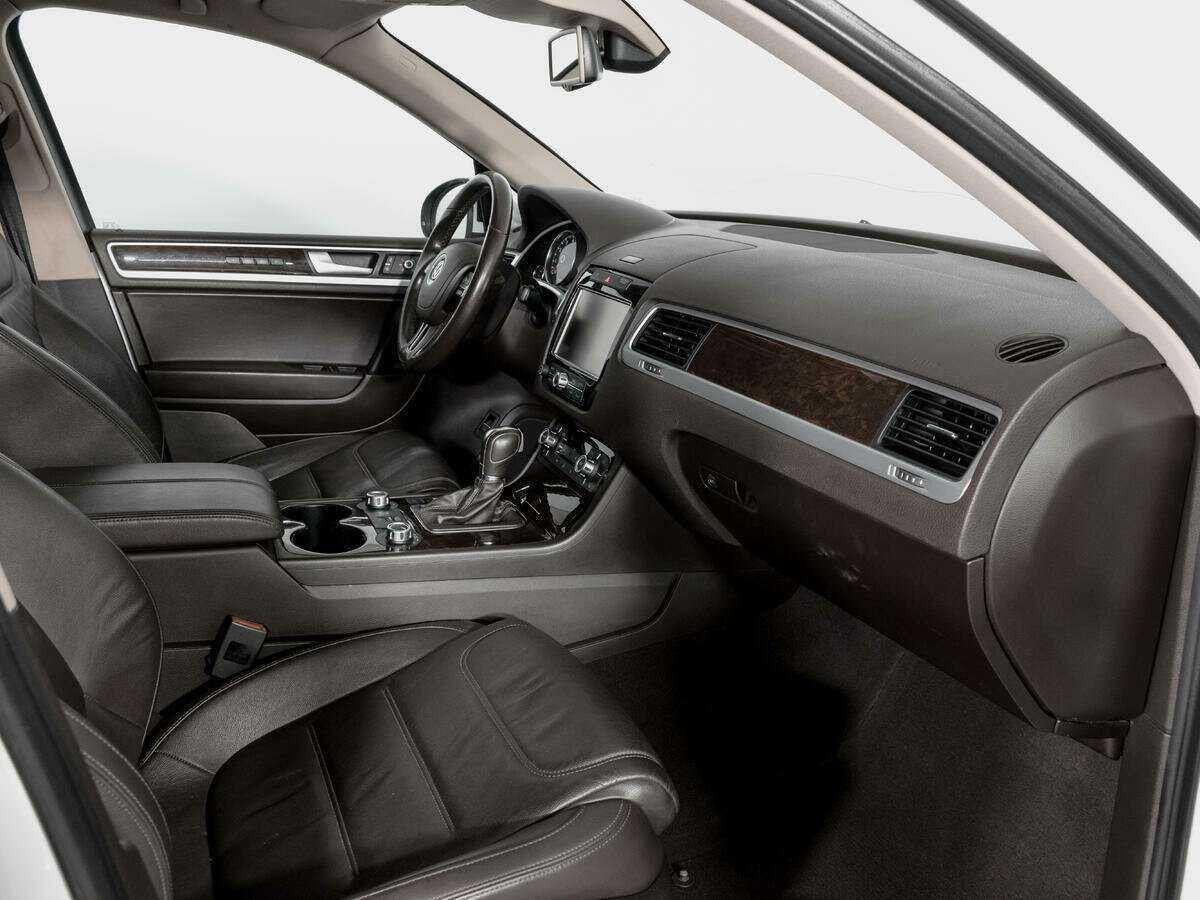 Volkswagen Touareg 2014 года с пробегом. Фото: #8