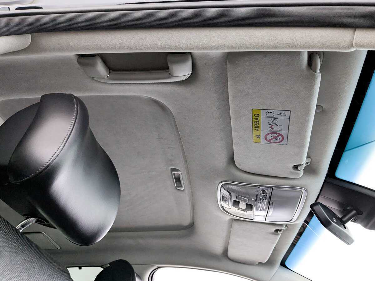 Kia K900 2019 года с пробегом. Фото: #23