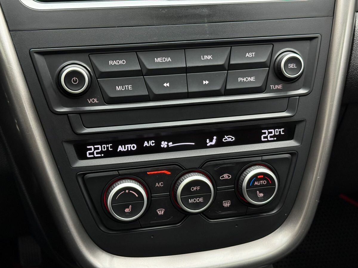 FAW Besturn X80 2018 года с пробегом. Фото: #13