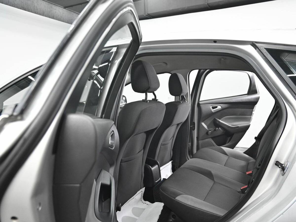 Ford Focus 2011 года с пробегом. Фото: #11
