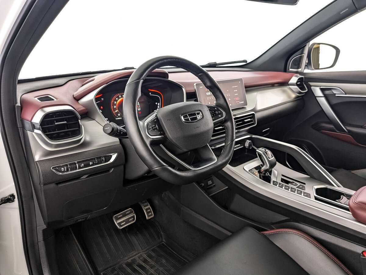 Geely Coolray 2021 года с пробегом. Фото: #10