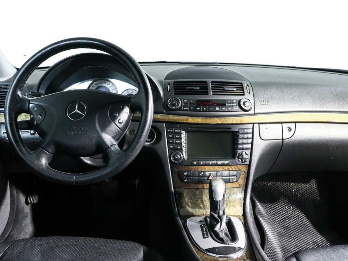 Mercedes-Benz E-Класс 2005 года с пробегом. Фото: #10