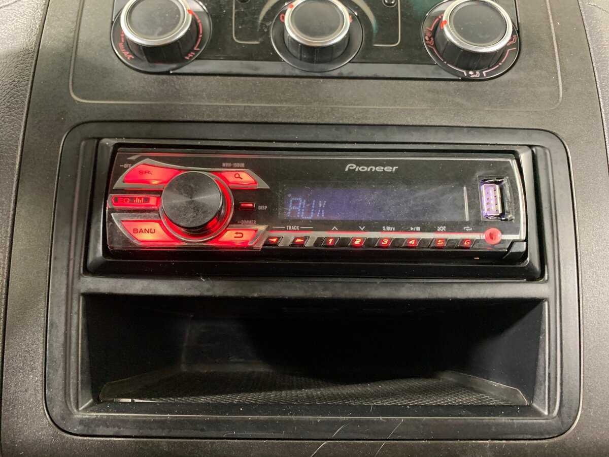 Volkswagen Caddy 2012 года с пробегом. Фото: #15