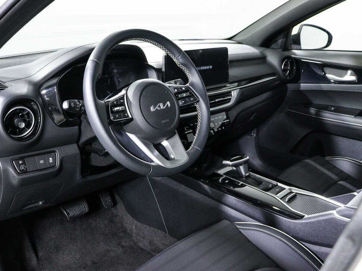 Kia K3 2022 года с пробегом. Фото: #13