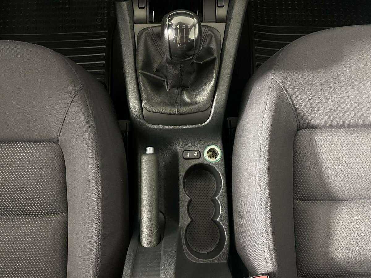 Skoda Octavia 2005 года с пробегом. Фото: #12