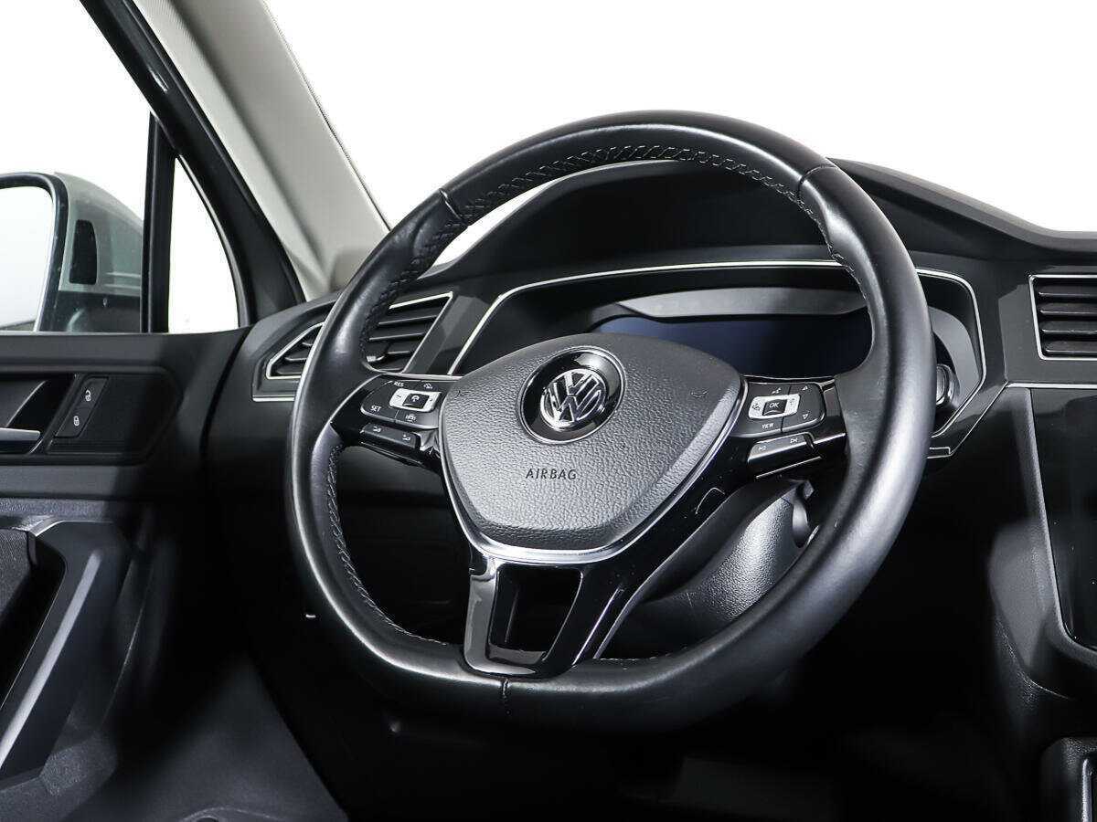 Volkswagen Tiguan 2018 года с пробегом. Фото: #14