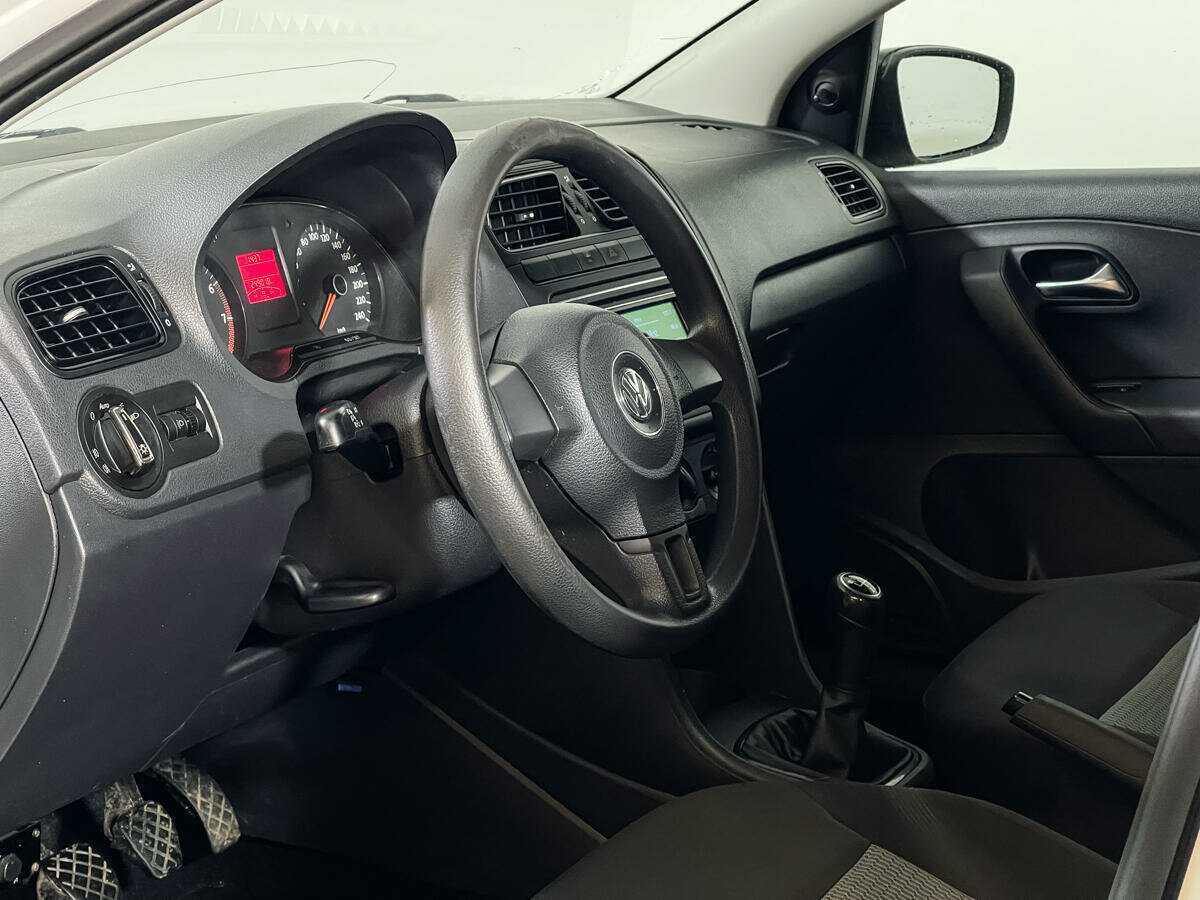 Volkswagen Polo 2012 года с пробегом. Фото: #12