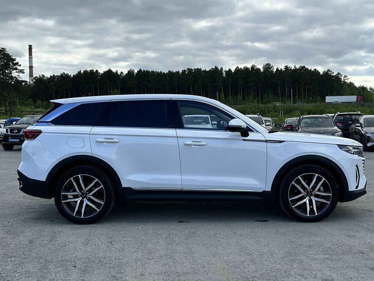 FAW Bestune T99 2022 года с пробегом. Фото: #3