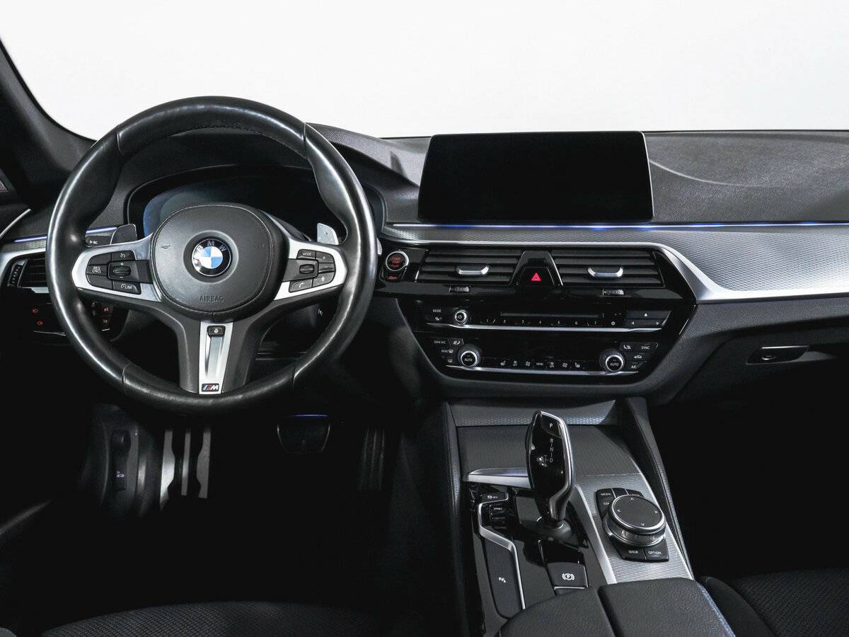 BMW 5 серии 2019 года с пробегом. Фото: #11