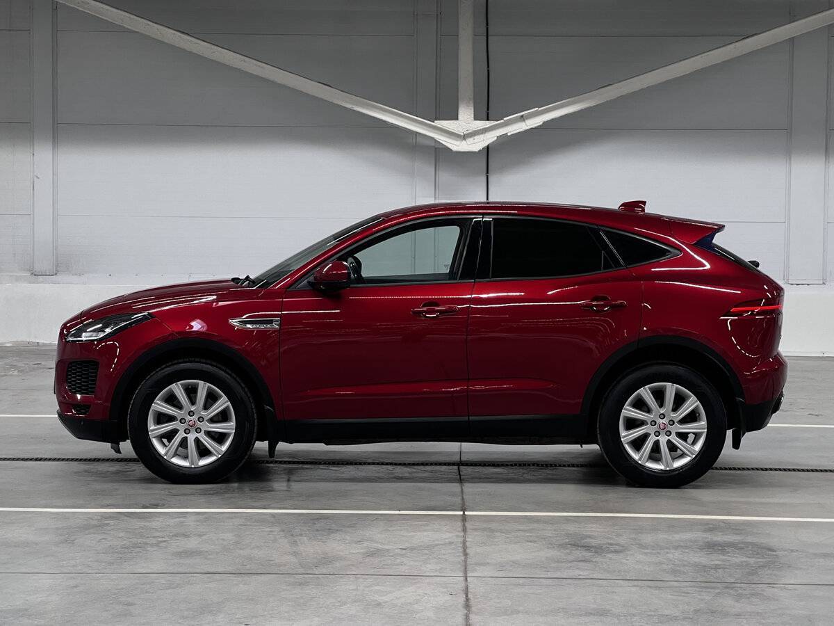 Jaguar E-Pace 2018 года с пробегом. Фото: #7