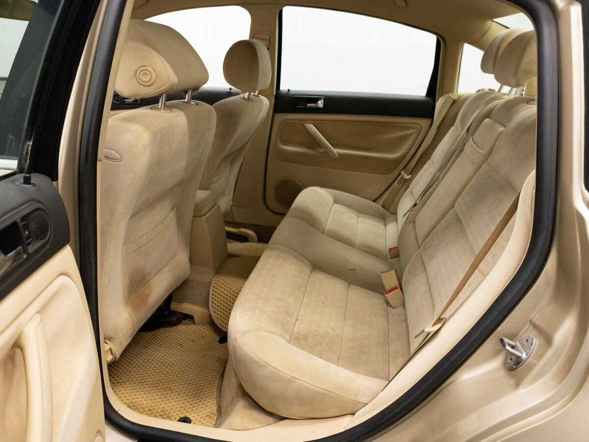 Volkswagen Passat 2001 года с пробегом. Фото: #9