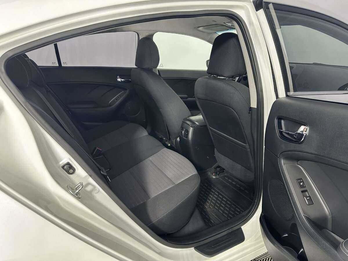Kia Cerato 2018 года с пробегом. Фото: #15