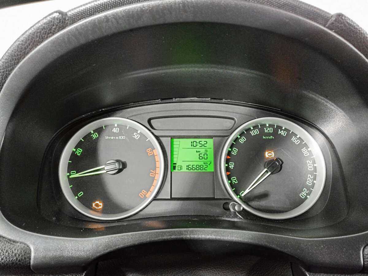 Skoda Fabia 2008 года с пробегом. Фото: #8