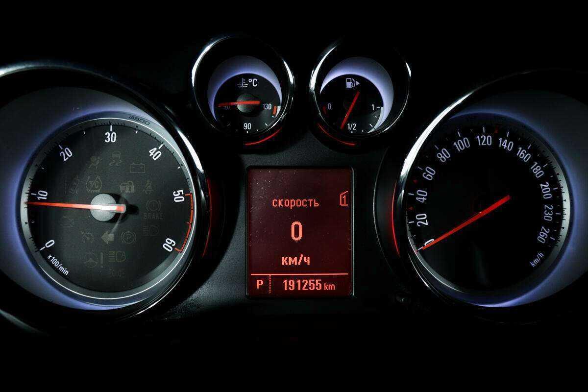 Opel Zafira 2012 года с пробегом. Фото: #9