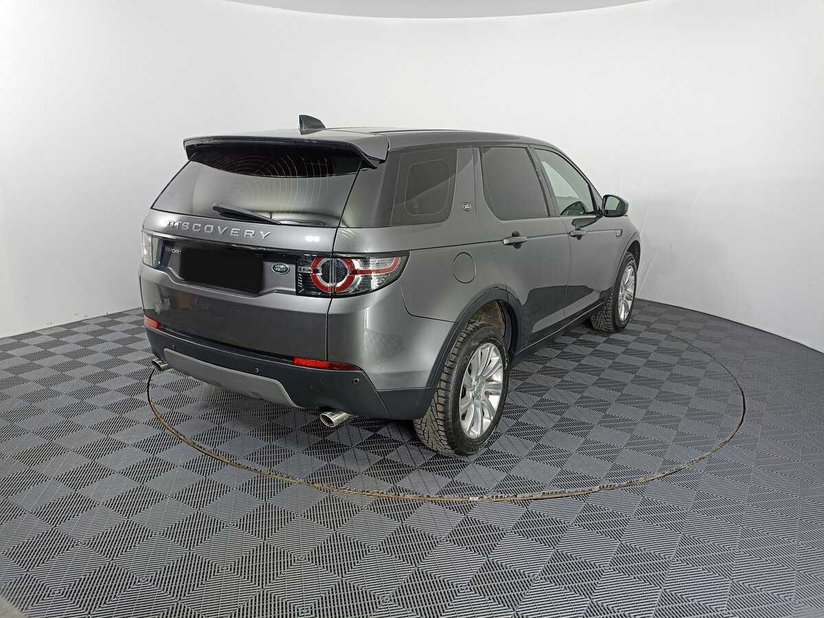 Land Rover Discovery Sport 2019 года с пробегом. Фото: #4