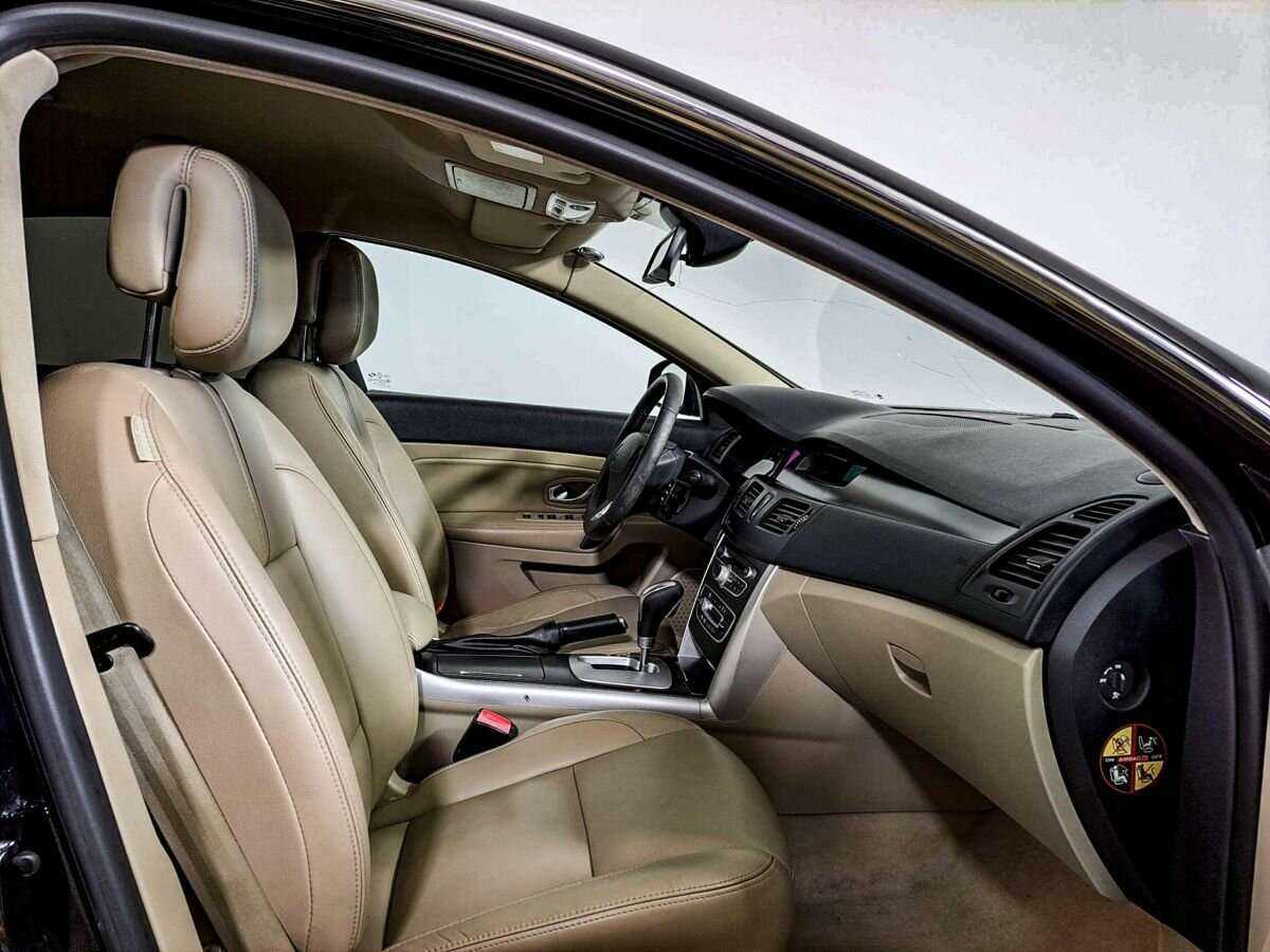 Renault Latitude 2010 года с пробегом. Фото: #7