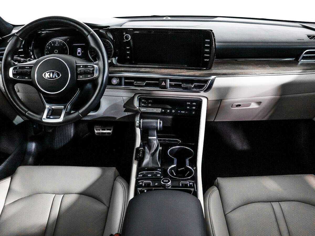 Kia K5 2020 года с пробегом. Фото: #14
