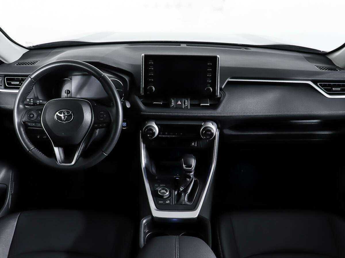 Toyota RAV4 2021 года с пробегом. Фото: #10