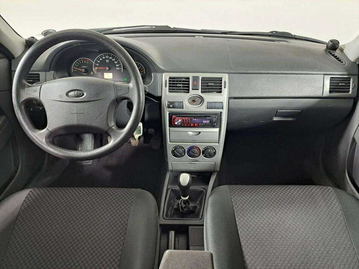 Lada (ВАЗ) Priora 2012 года с пробегом. Фото: #11