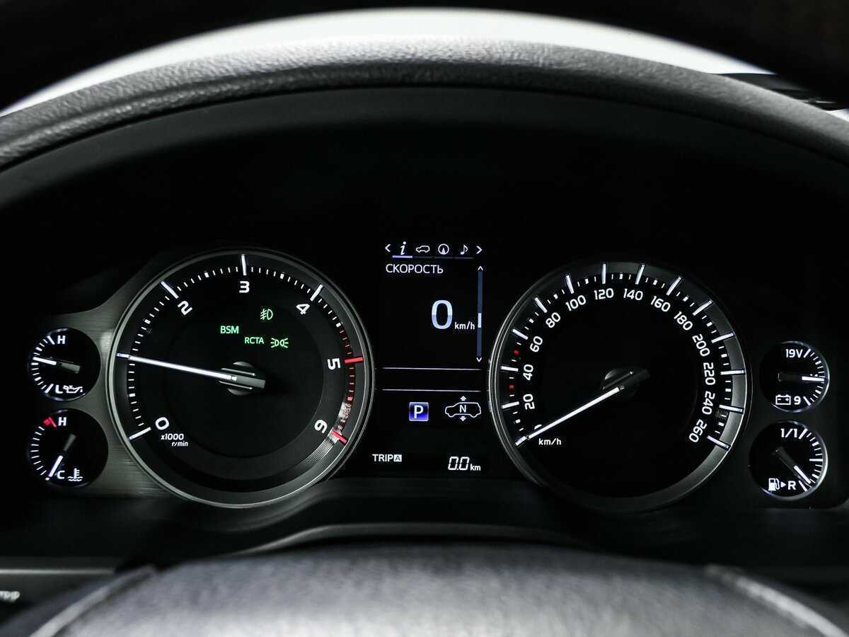 Toyota Land Cruiser 2020 года с пробегом. Фото: #9