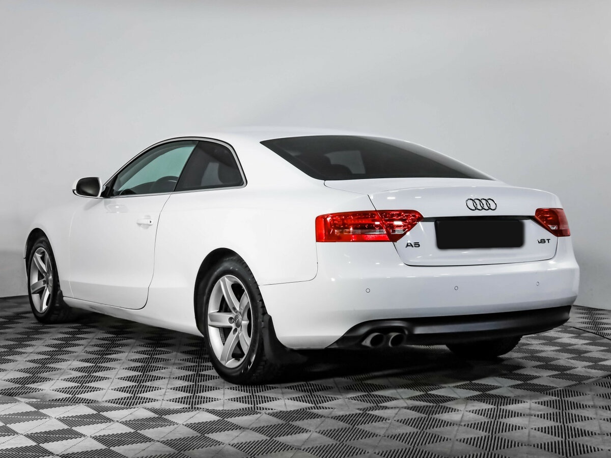 Audi A5 2010 года с пробегом. Фото: #5