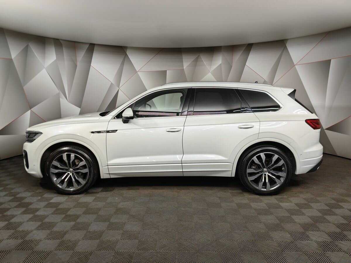 Volkswagen Touareg 2019 года с пробегом. Фото: #4