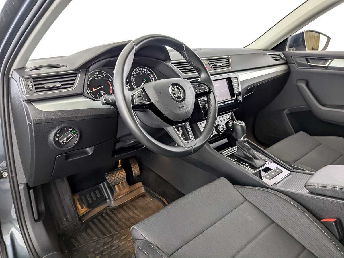 Skoda Superb 2019 года с пробегом. Фото: #13