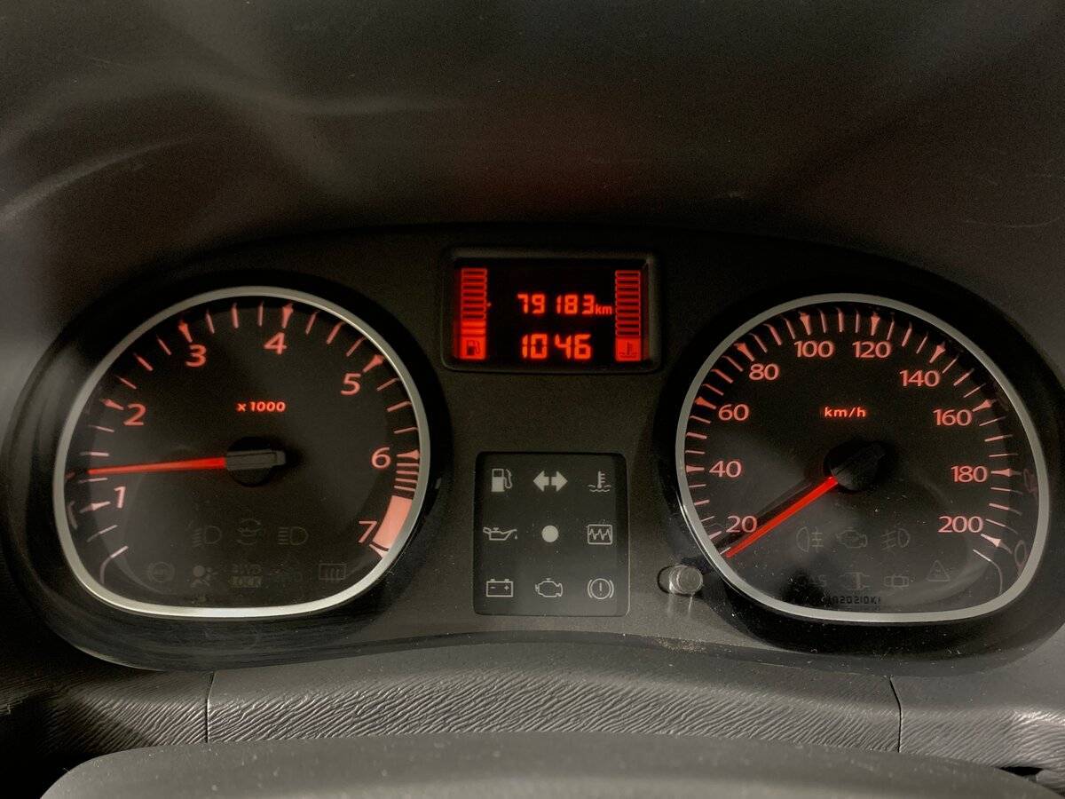 Renault Duster 2013 года с пробегом. Фото: #13