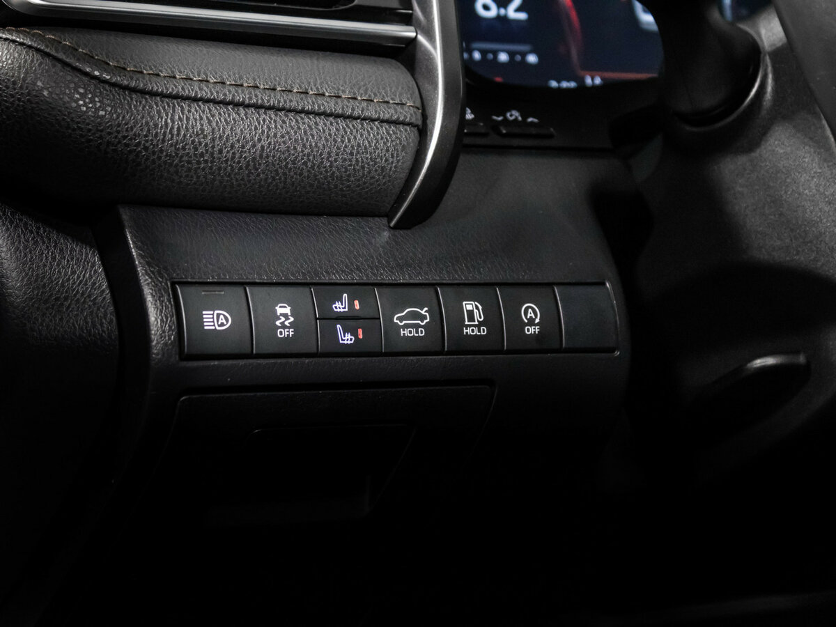 Toyota Camry 2022 года с пробегом. Фото: #14