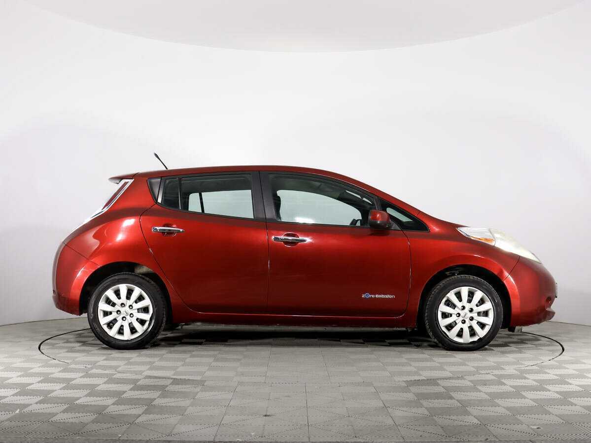 Nissan Leaf 2013 года с пробегом. Фото: #3
