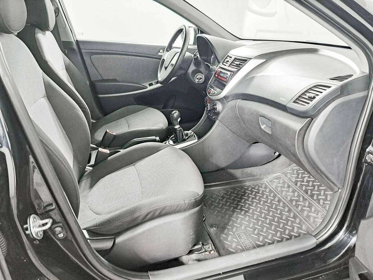 Hyundai Solaris 2011 года с пробегом. Фото: #8