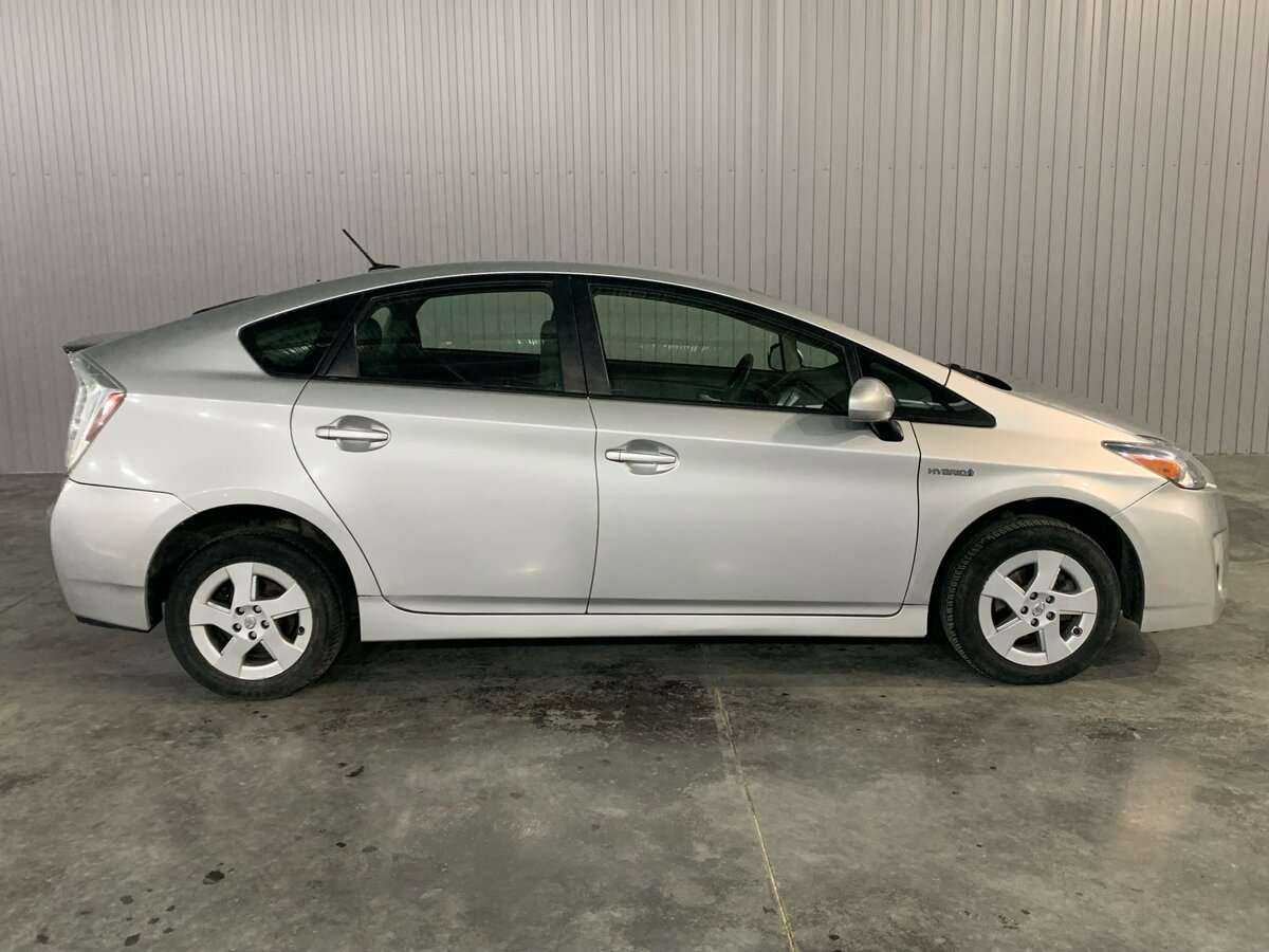 Toyota Prius 2009 года с пробегом. Фото: #3