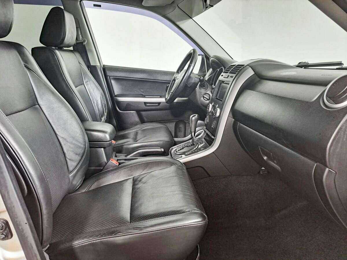 Suzuki Grand Vitara 2011 года с пробегом. Фото: #8