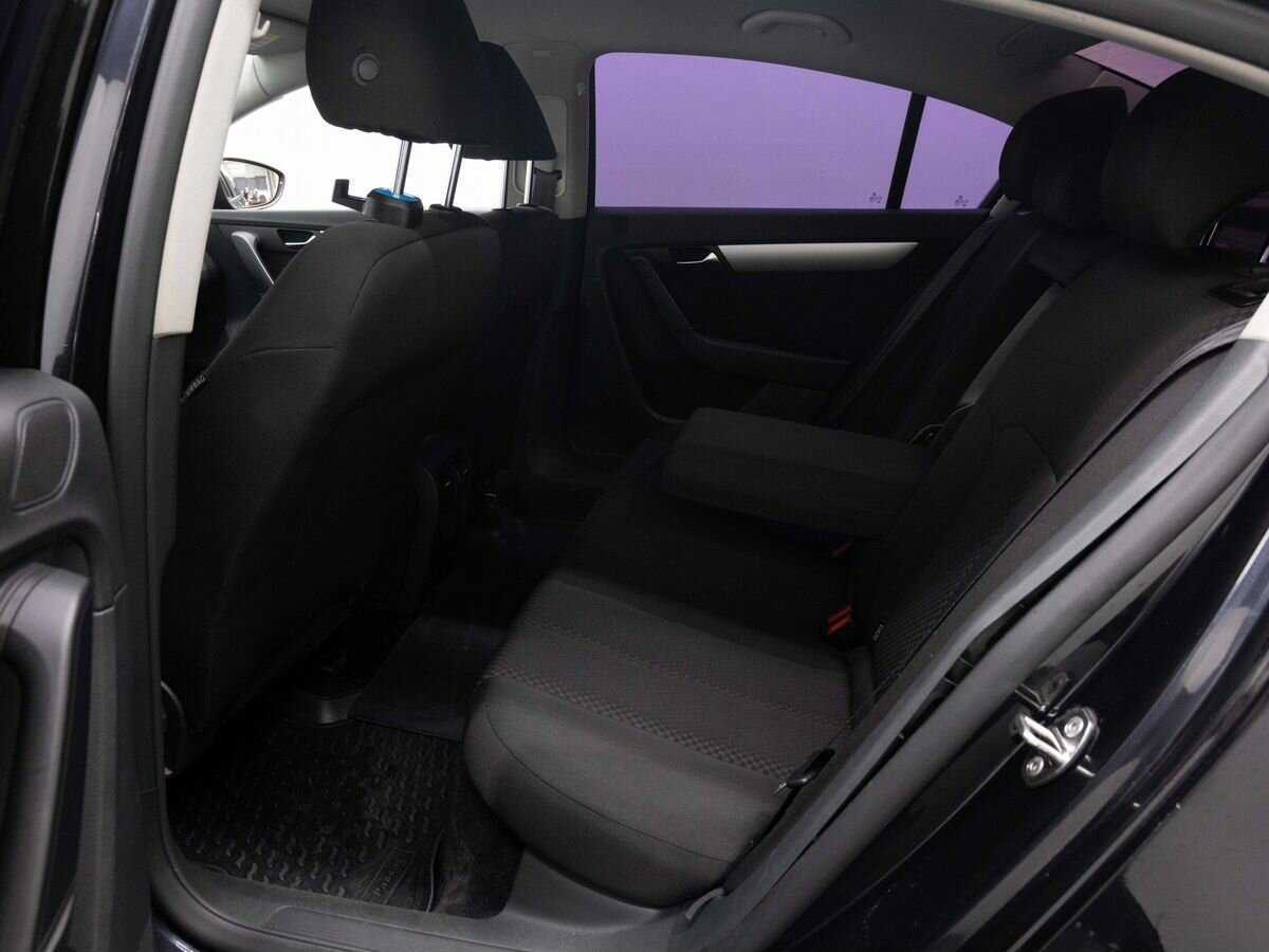 Volkswagen Passat 2011 года с пробегом. Фото: #10