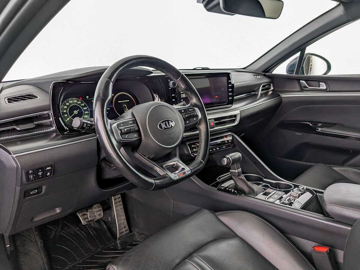 Kia K5 2021 года с пробегом. Фото: #13