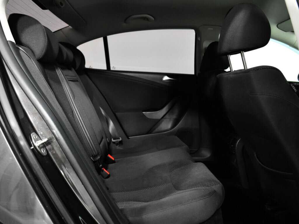 Volkswagen Passat 2010 года с пробегом. Фото: #9