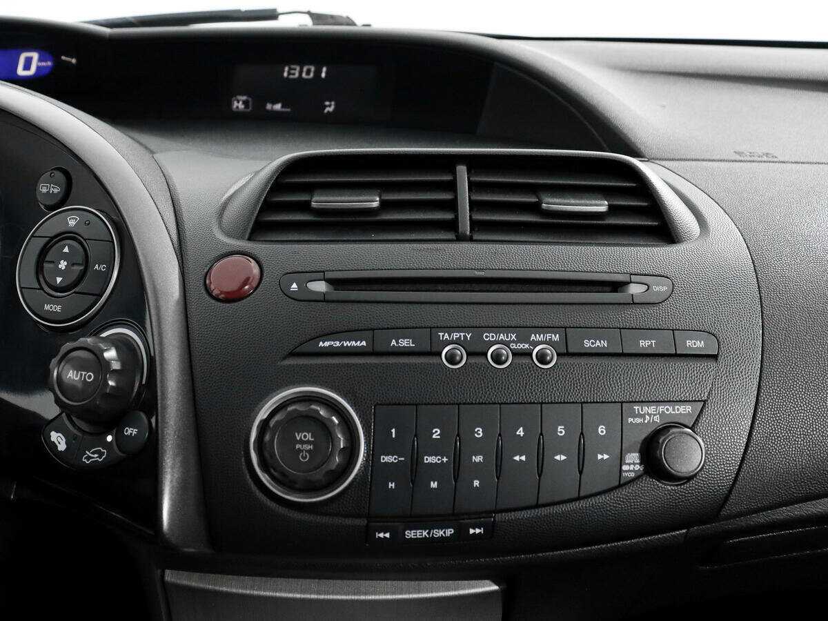 Honda Civic 2008 года с пробегом. Фото: #12
