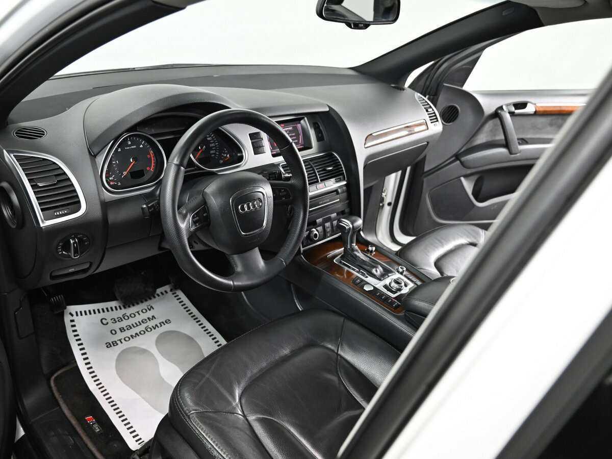 Audi Q7 2010 года с пробегом. Фото: #4