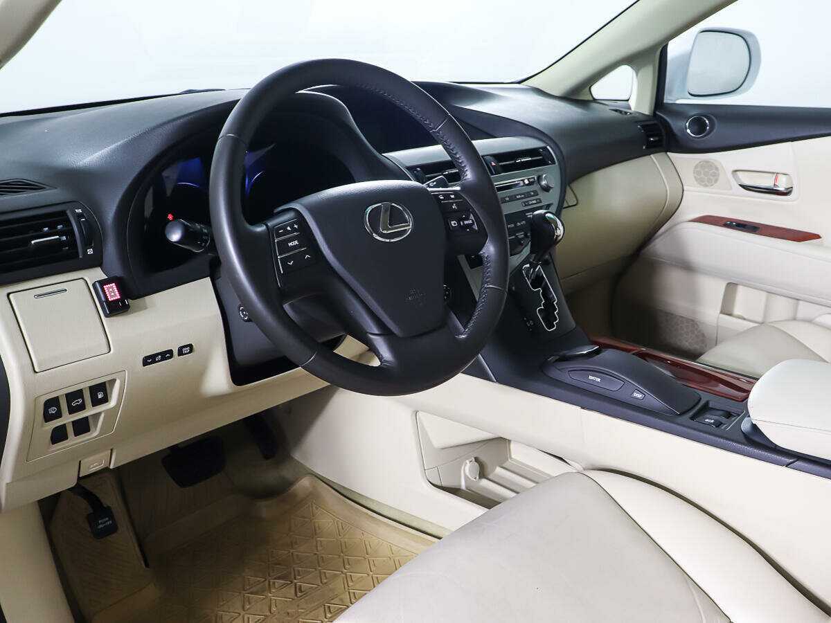 Lexus RX 2011 года с пробегом. Фото: #12