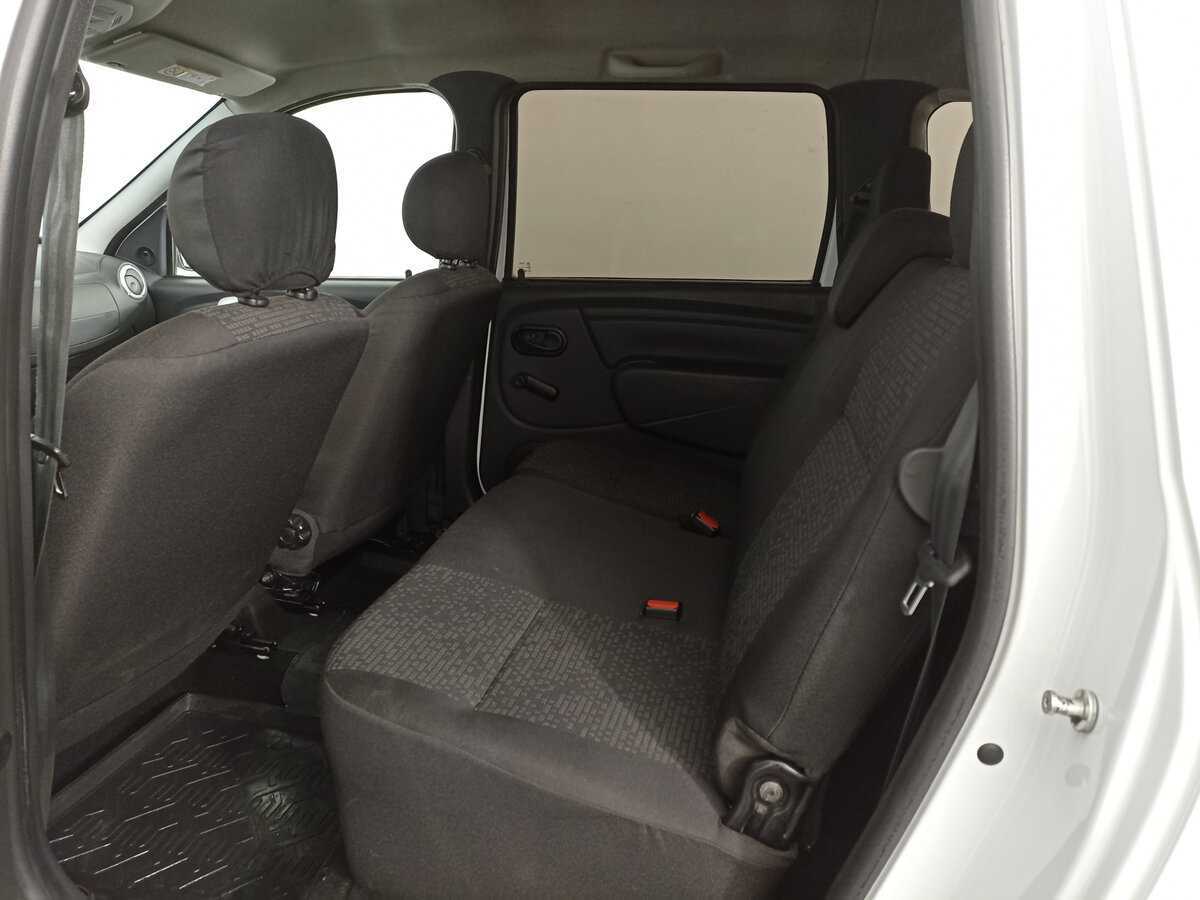 Lada (ВАЗ) Largus 2020 года с пробегом. Фото: #11