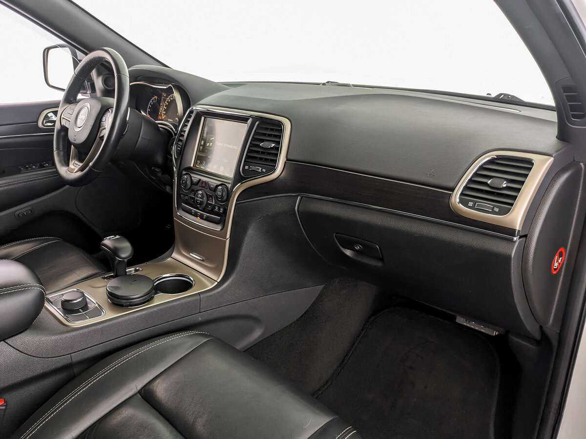 Jeep Grand Cherokee 2014 года с пробегом. Фото: #10