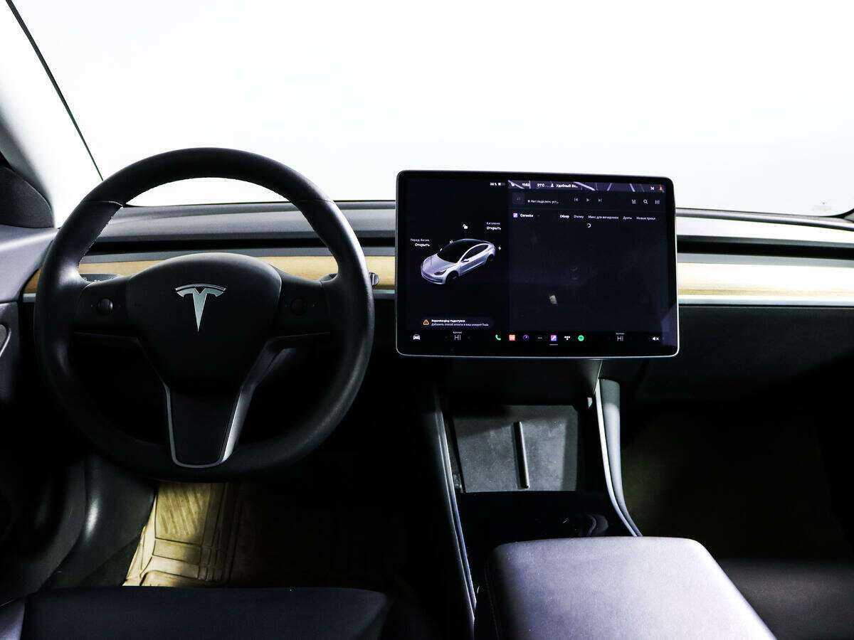Tesla Model 3 2020 года с пробегом. Фото: #9