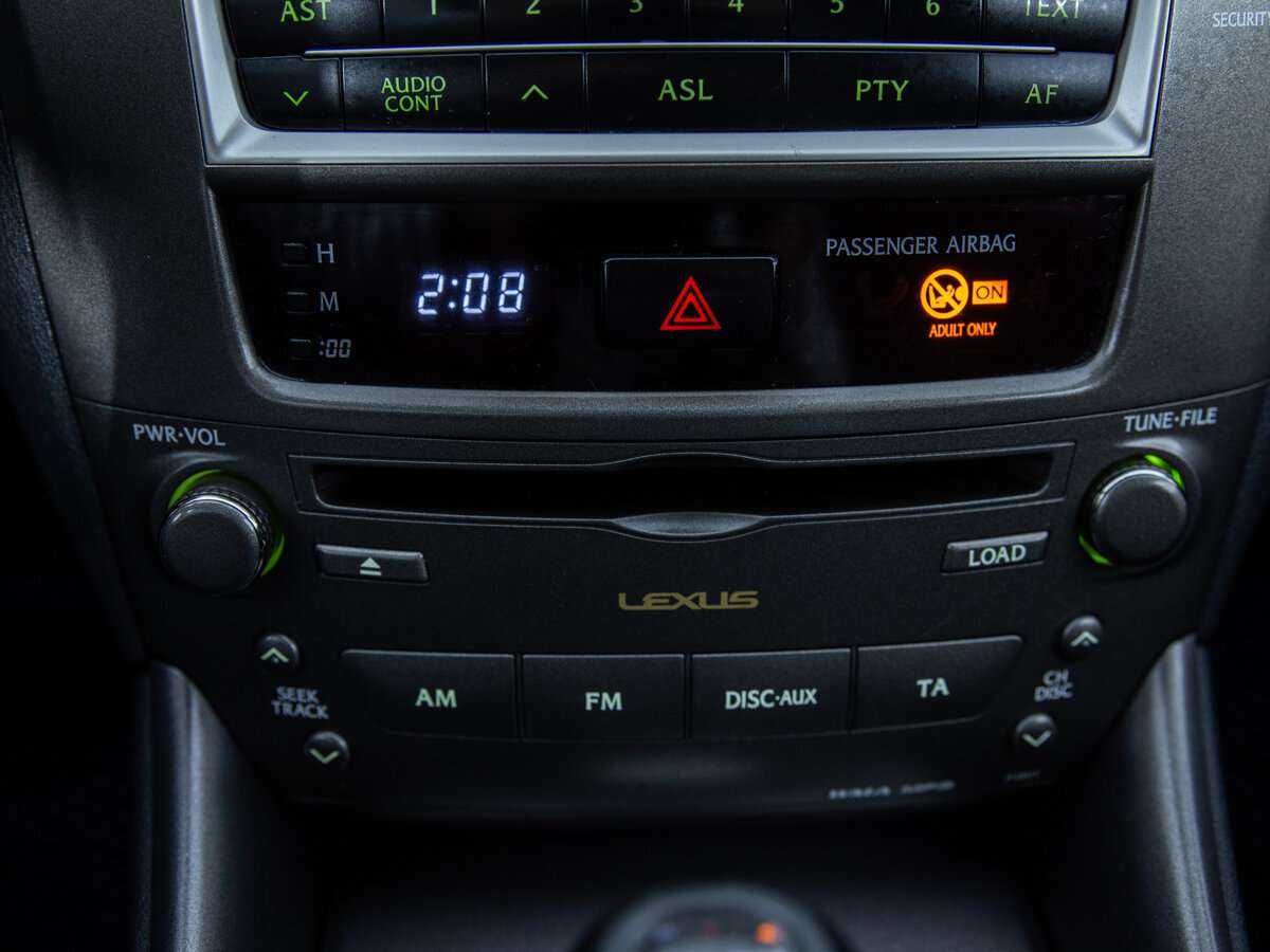 Lexus IS 2006 года с пробегом. Фото: #16