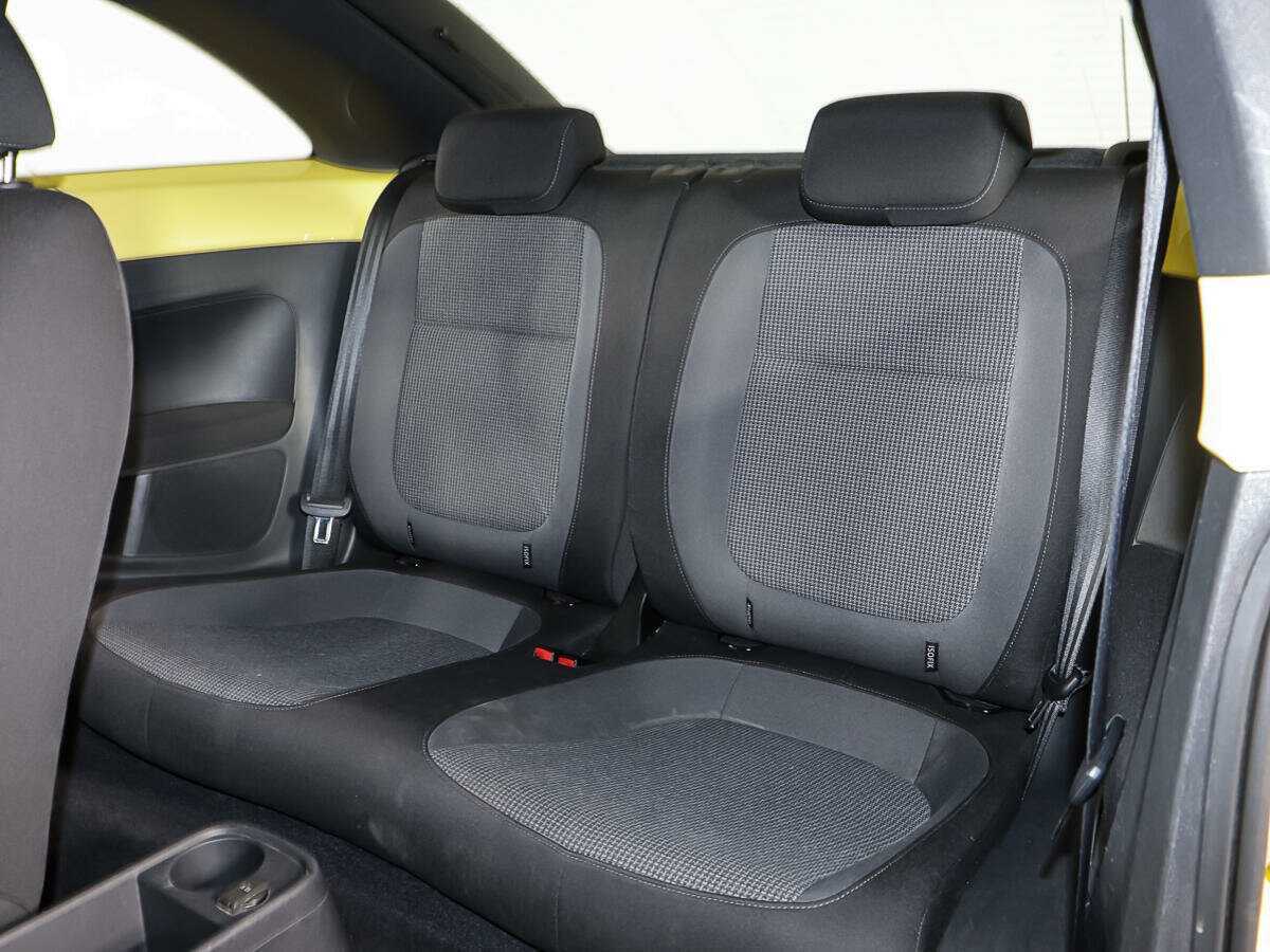 Volkswagen Beetle 2013 года с пробегом. Фото: #8