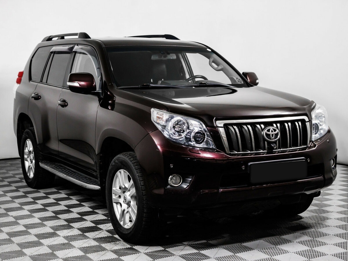 Toyota Land Cruiser Prado 2010 года с пробегом. Фото: #2