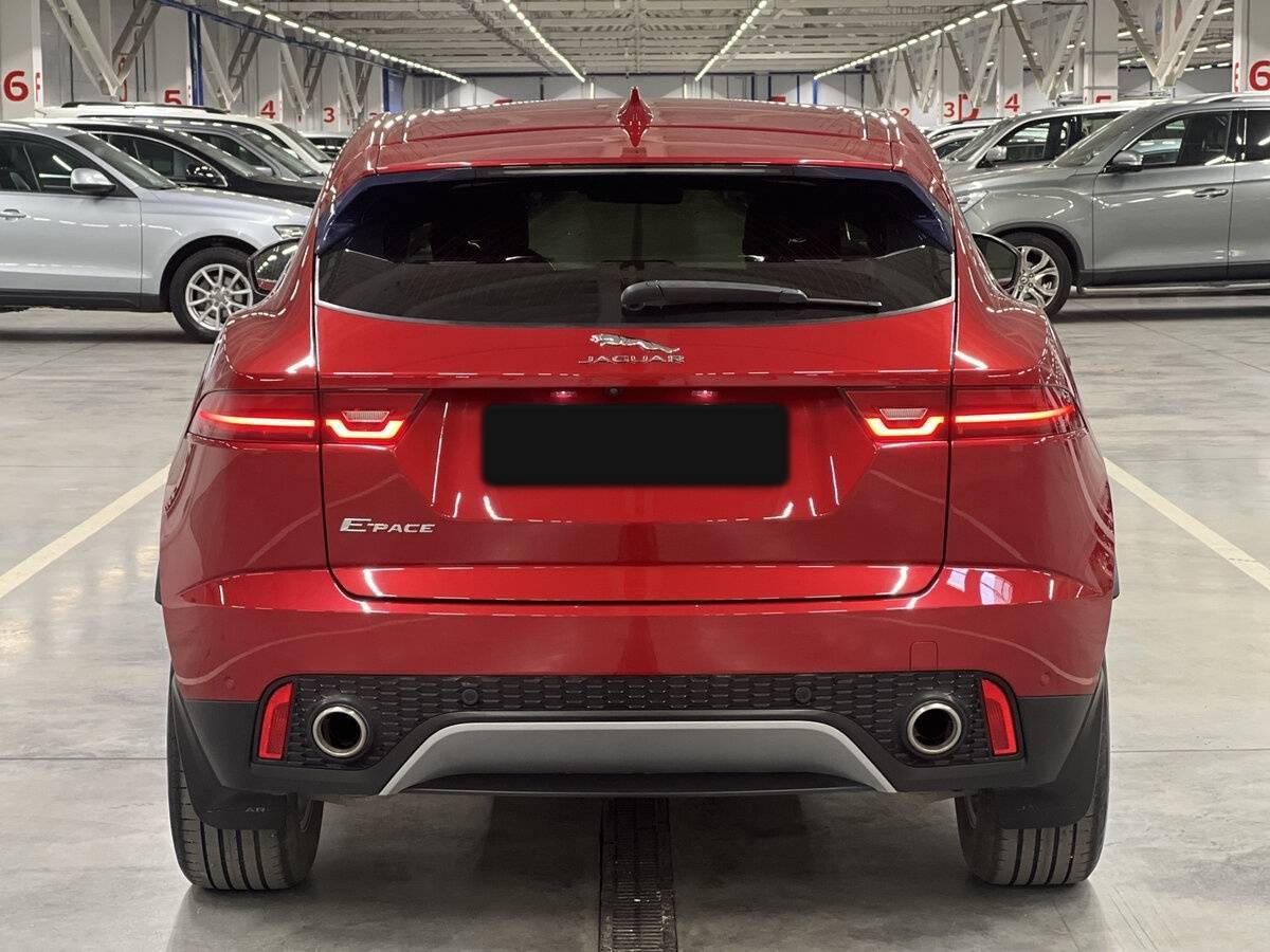 Jaguar E-Pace 2018 года с пробегом. Фото: #5