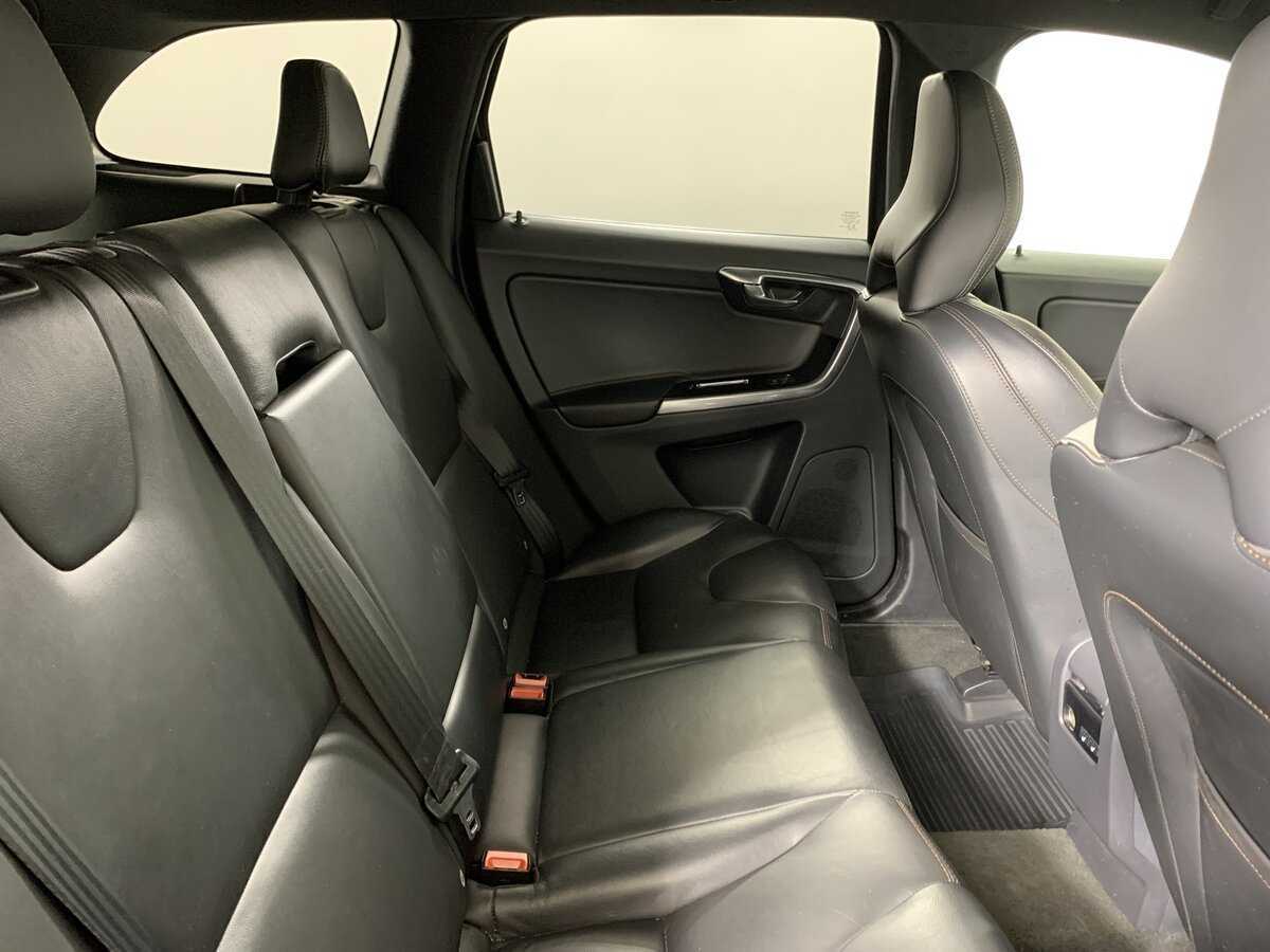 Volvo XC60 2016 года с пробегом. Фото: #17